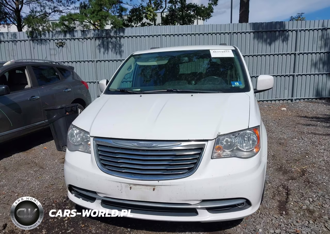 2016 Chrysler Town & Country Touring VIN:2C4RC1BG7GR205328 - 12