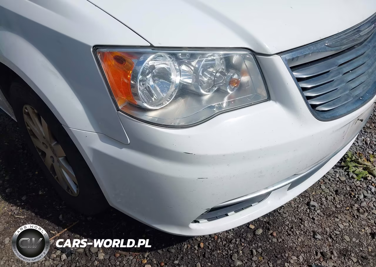 2016 Chrysler Town & Country Touring VIN:2C4RC1BG7GR205328 - 6