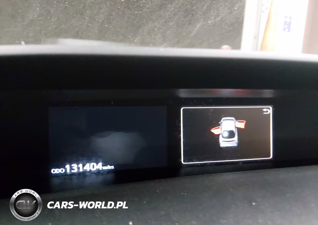 2016 Toyota Prius Four Touring VIN:JTDKARFU9G3502499 - 7