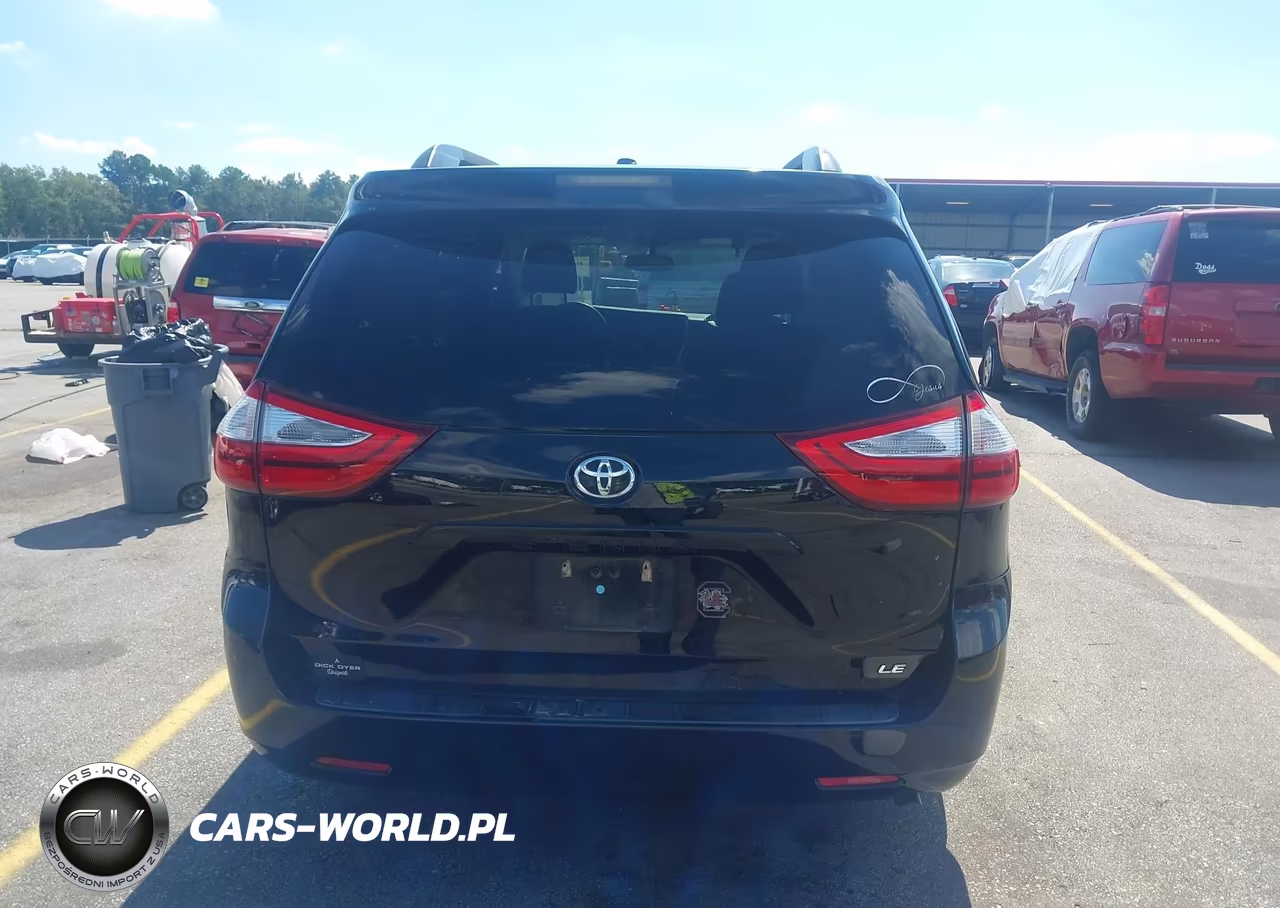 2017 Toyota Sienna Le 8 Passenger VIN:5TDKZ3DC3HS898557 - 16