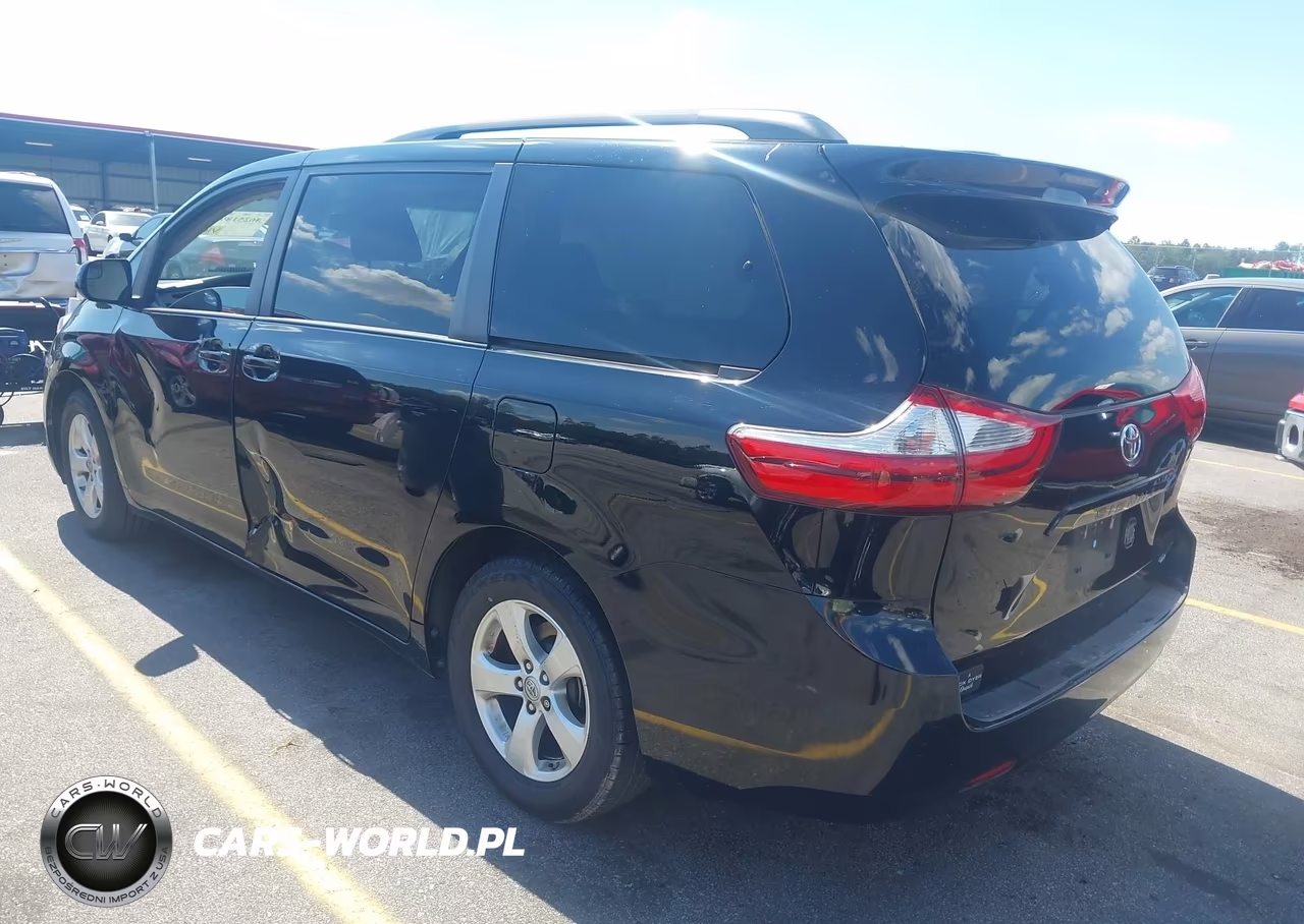 2017 Toyota Sienna Le 8 Passenger VIN:5TDKZ3DC3HS898557 - 3