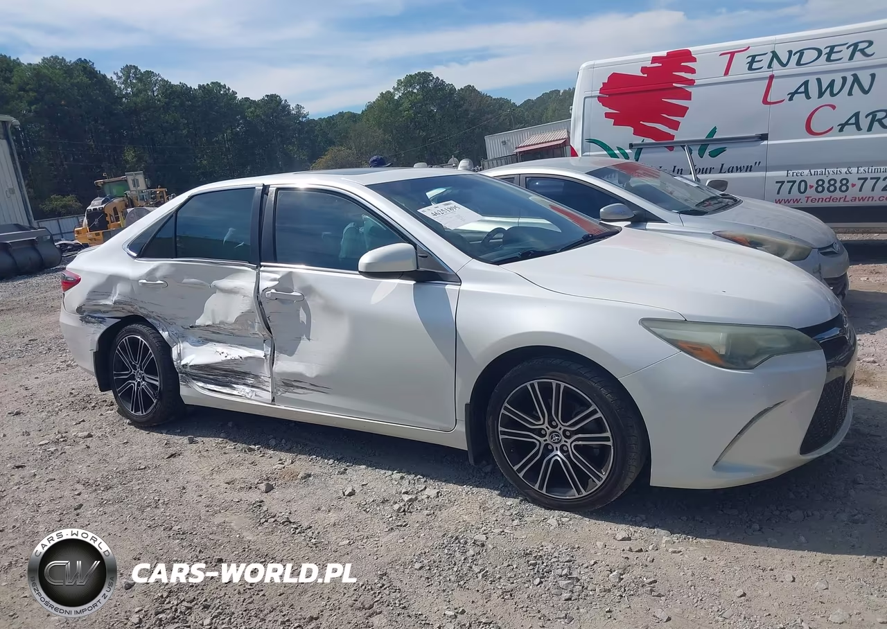 2016 Toyota Camry Se VIN:4T1BF1FK3GU534453 - 13