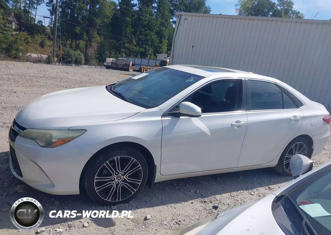 2016 Toyota Camry Se VIN:4T1BF1FK3GU534453 - 14