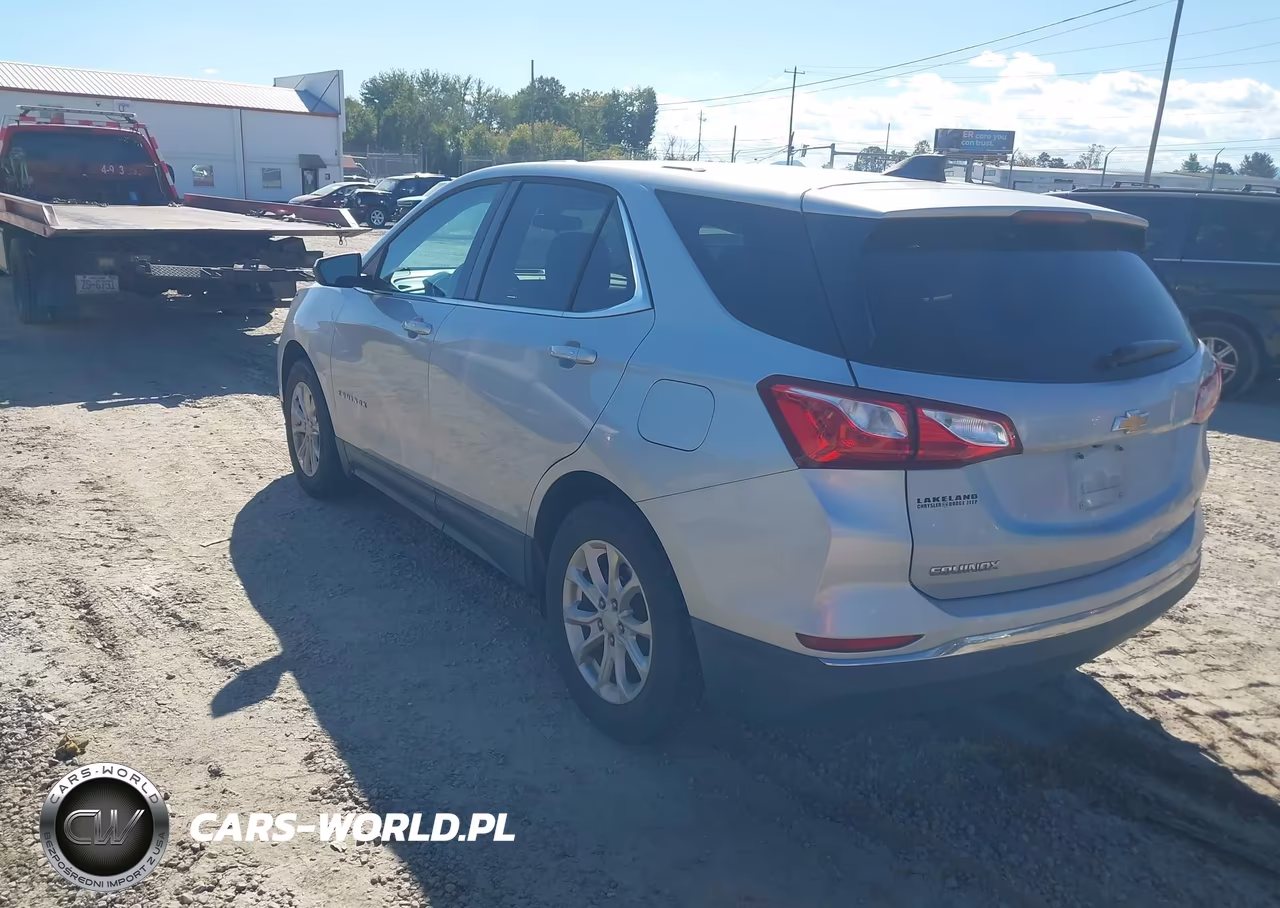 2018 Chevrolet Equinox Lt VIN:2GNAXJEV2J6260670 - 3