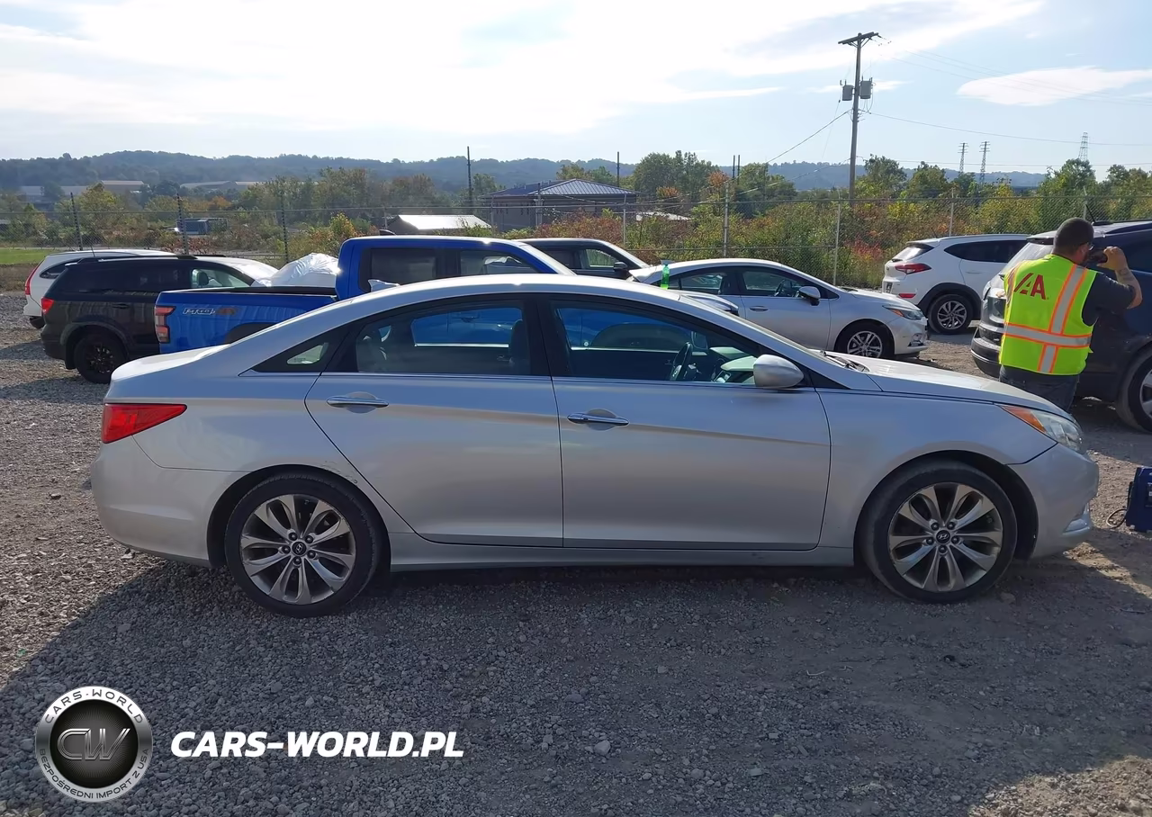 2013 Hyundai Sonata Se VIN:5NPEC4AC8DH766614 - 13