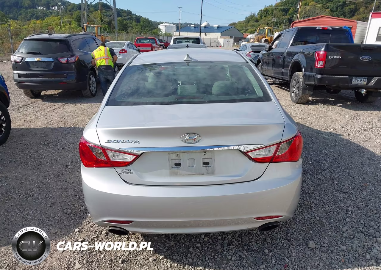 2013 Hyundai Sonata Se VIN:5NPEC4AC8DH766614 - 16
