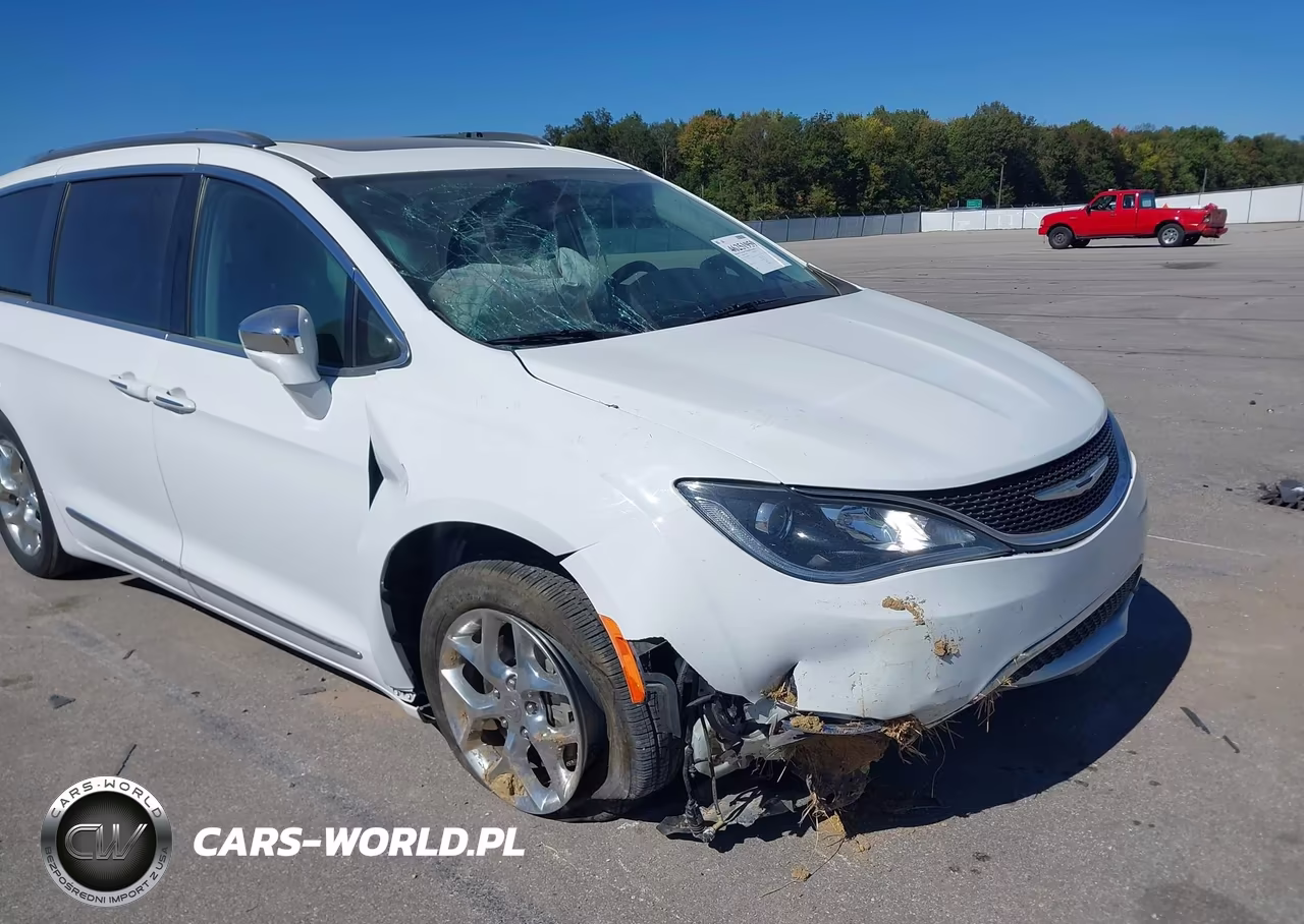 2018 Chrysler Pacifica Limited VIN:2C4RC1GG7JR149651 - 6