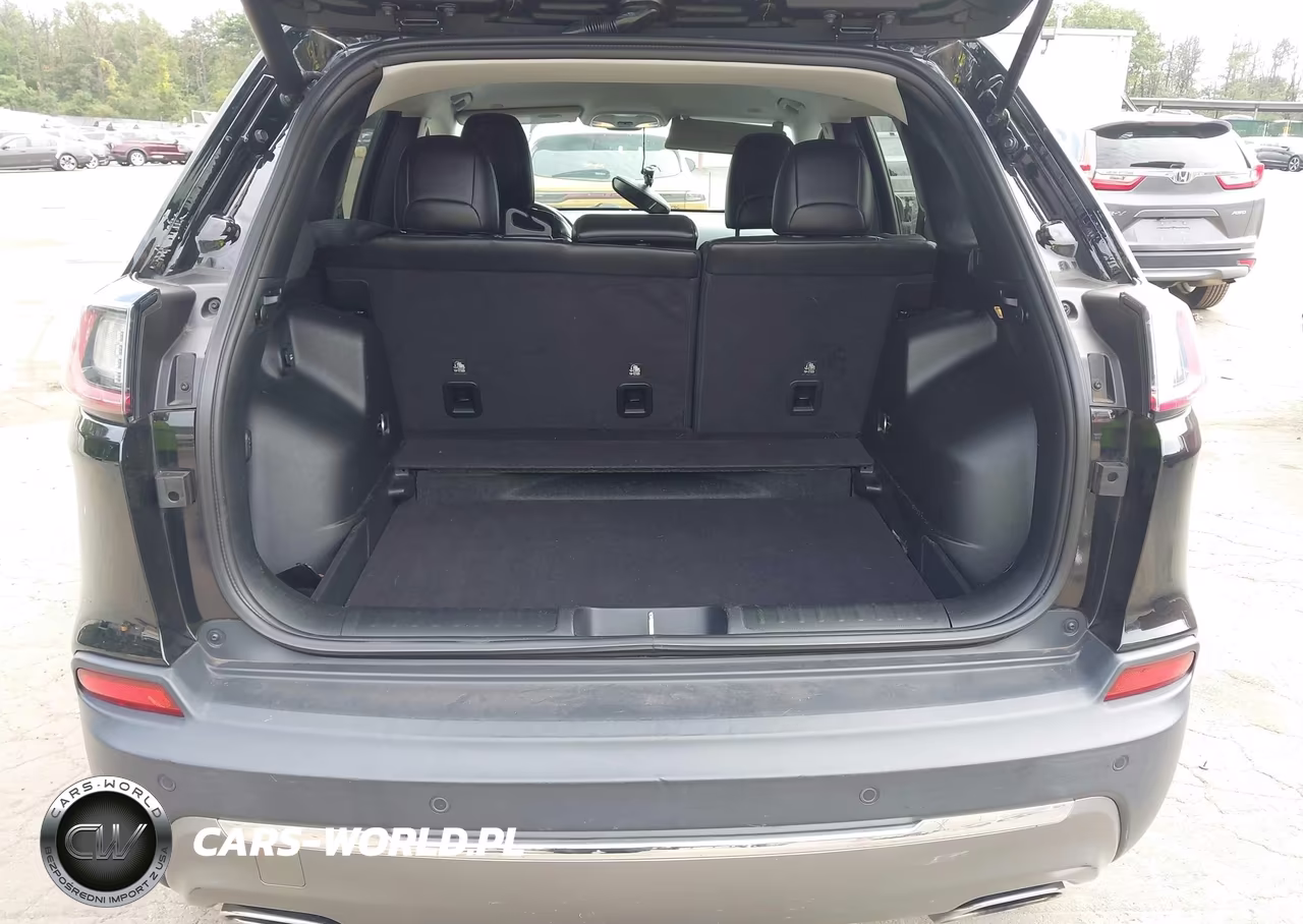 2019 Jeep Cherokee Limited 4X4 VIN:1C4PJMDX9KD268857 - 17