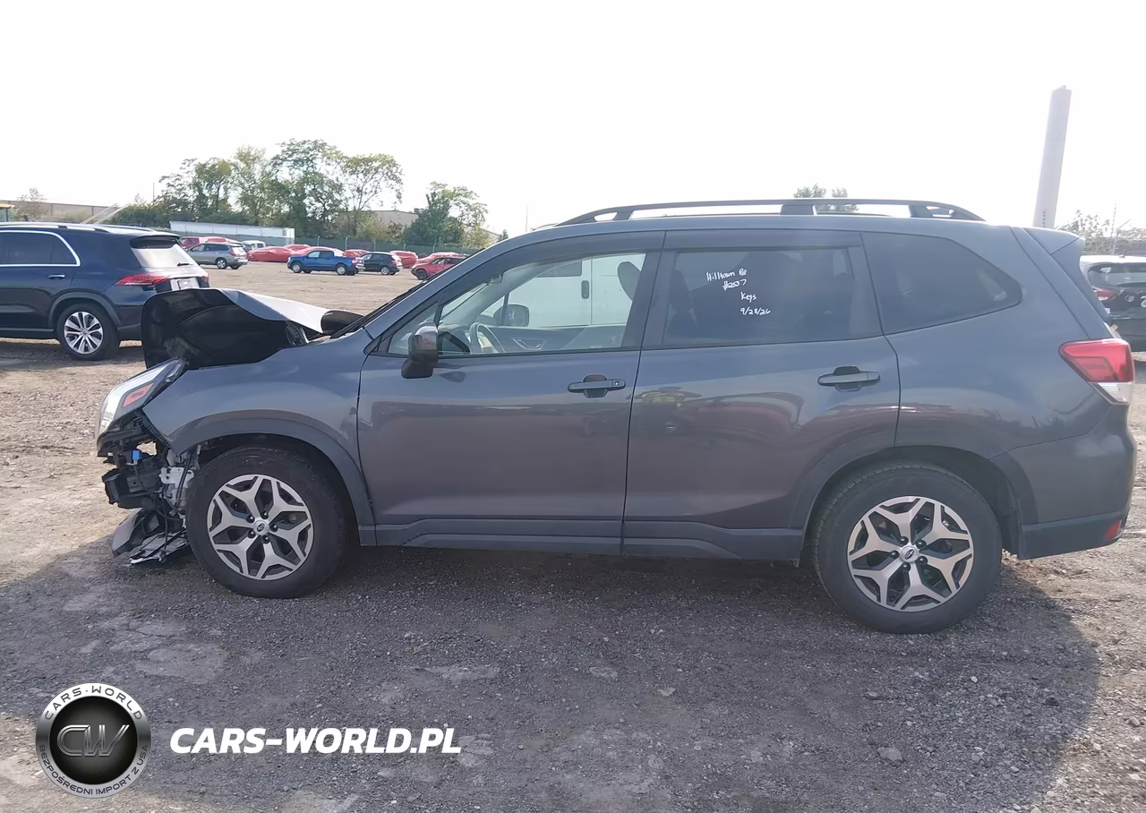 2022 Subaru Forester Premium VIN:JF2SKAEC8NH483856 - 14