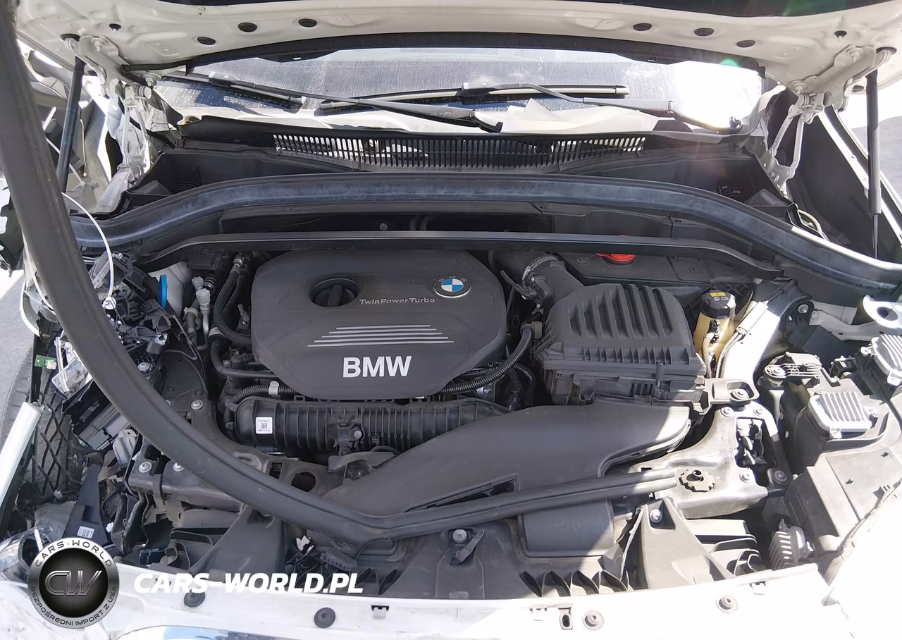 2018 BMW X1 xDrive28I VIN:WBXHT3C34J5L27087 - 10