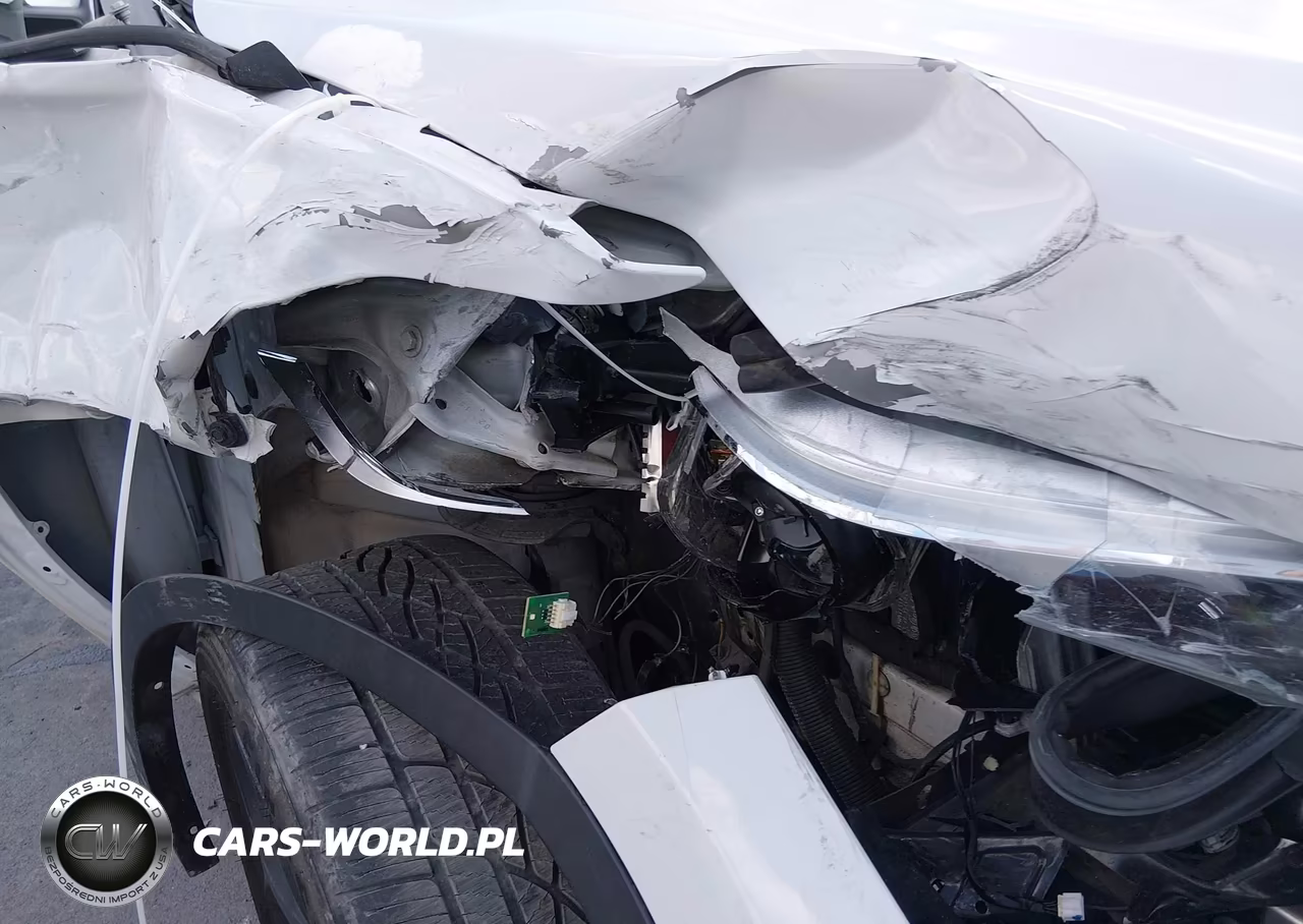 2018 BMW X1 xDrive28I VIN:WBXHT3C34J5L27087 - 19