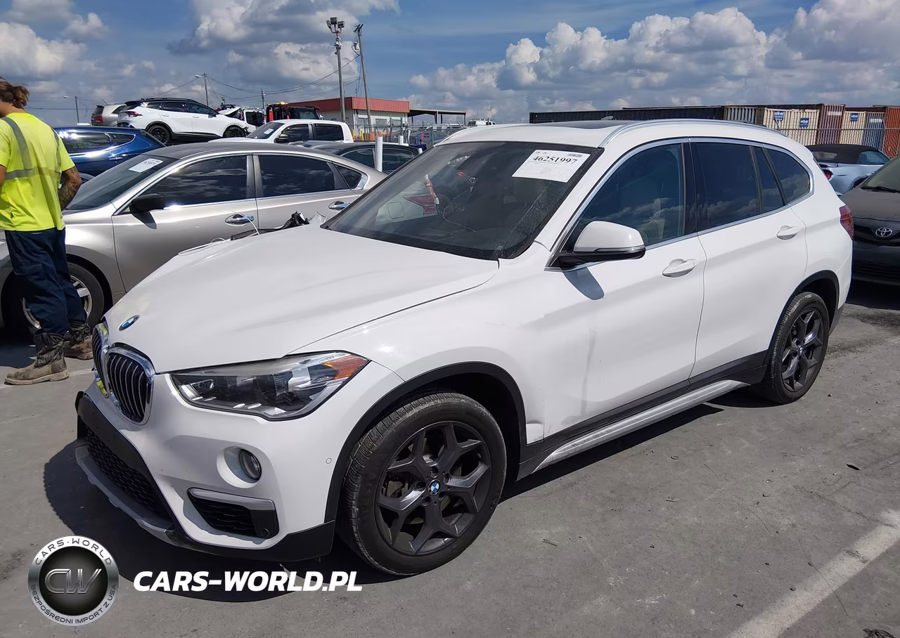 2018 BMW X1 xDrive28I VIN:WBXHT3C34J5L27087 - 2