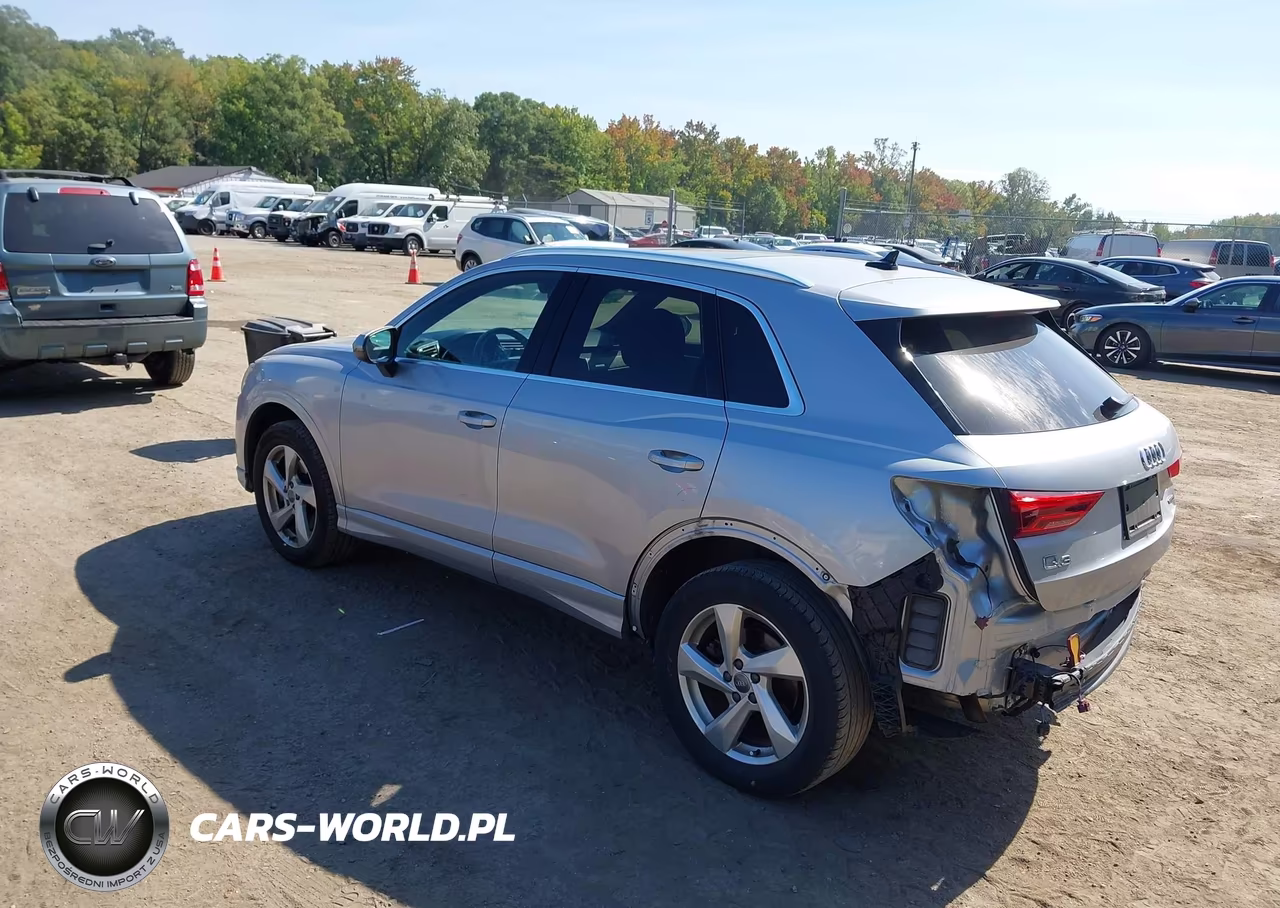 2020 Audi Q3 Premium Plus 45 Tfsi Quattro Tiptronic VIN:WA1BECF34L1068873 - 3