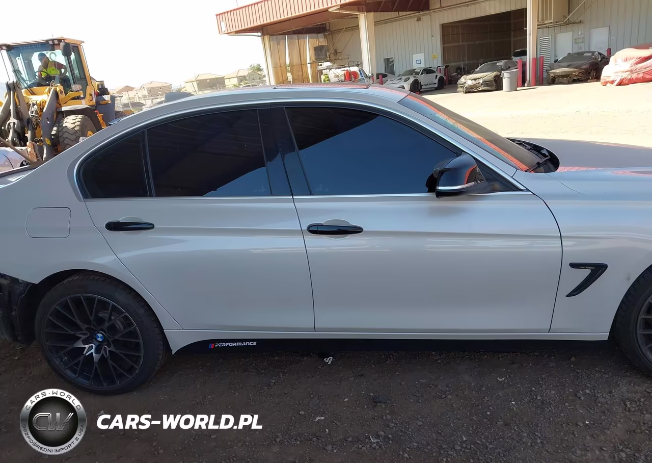 2017 BMW 330 XI VIN:WBA8D9G59HNT90847 - 14
