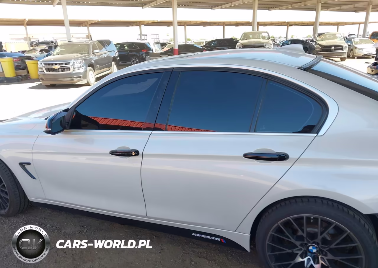 2017 BMW 330 XI VIN:WBA8D9G59HNT90847 - 15