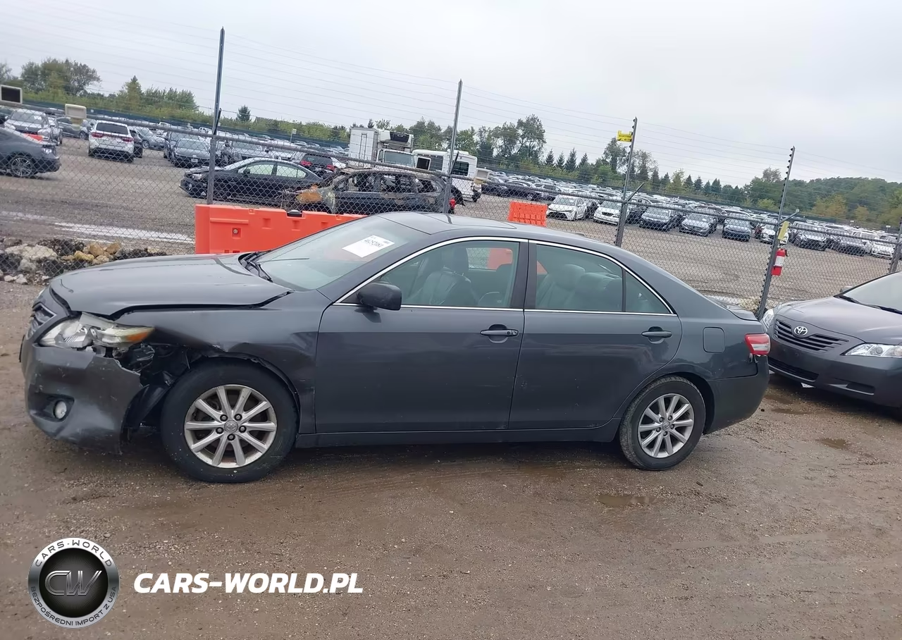2011 Toyota Camry Xle V6 VIN:4T1BK3EKXBU614141 - 14
