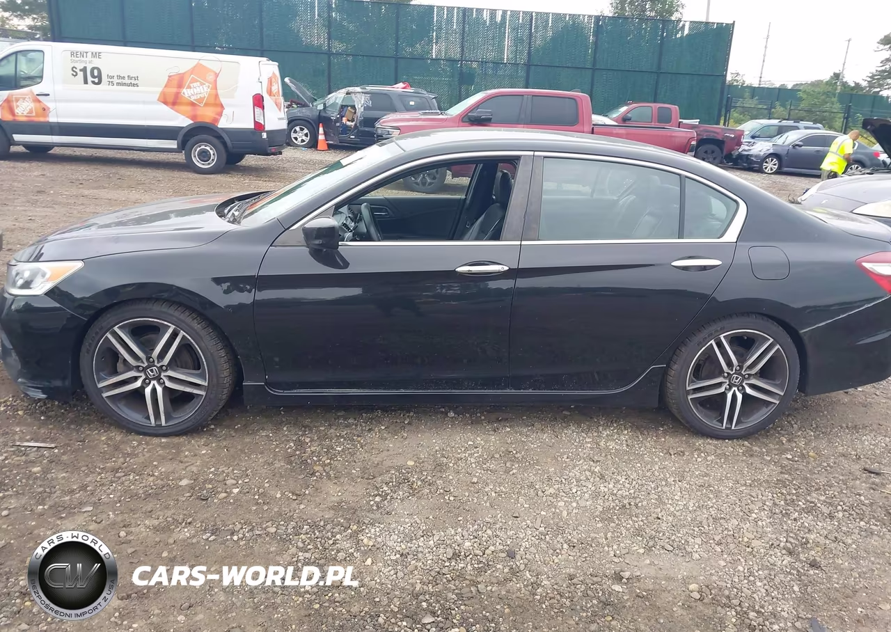 2017 Honda Accord Sport VIN:1HGCR2F55HA058601 - 14