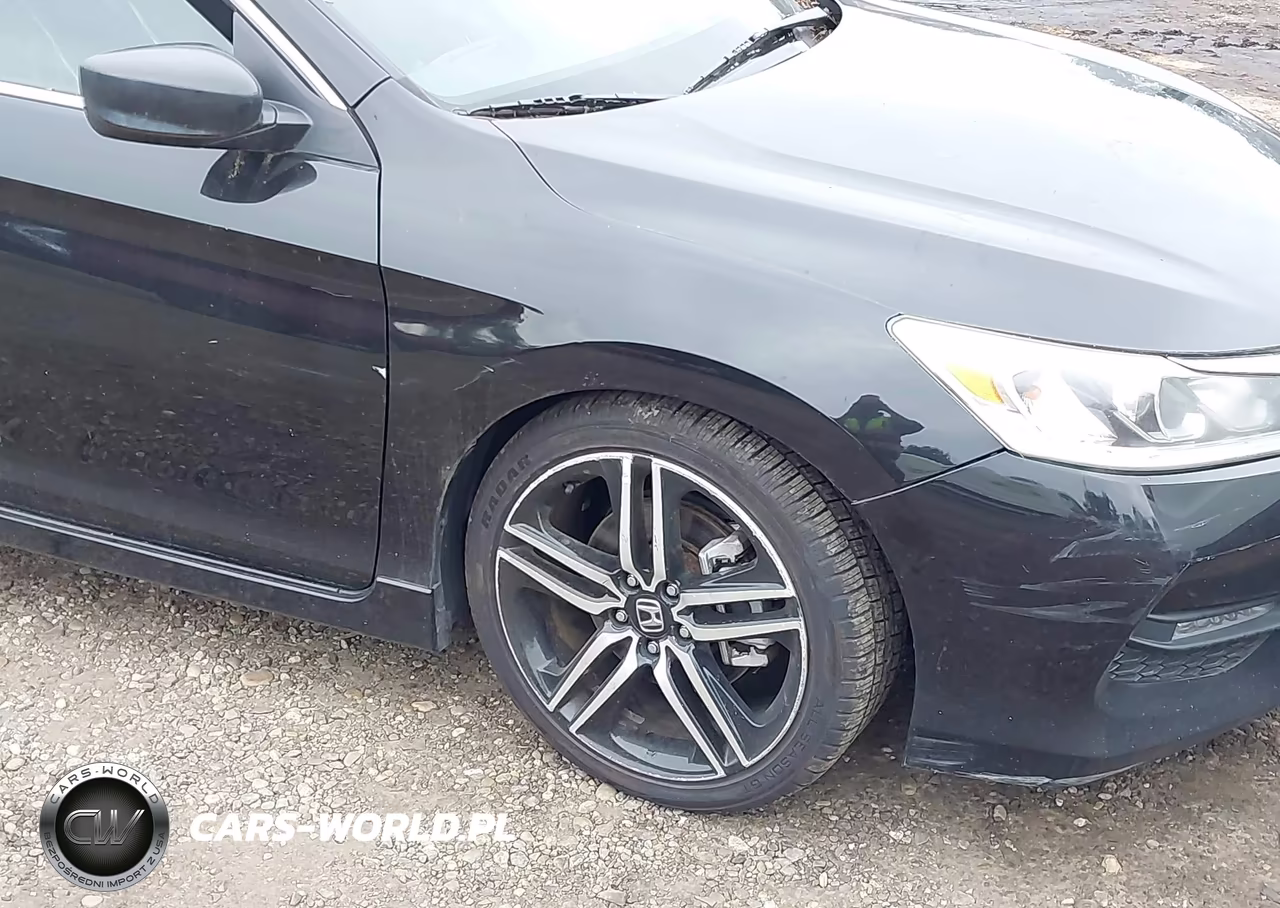 2017 Honda Accord Sport VIN:1HGCR2F55HA058601 - 6