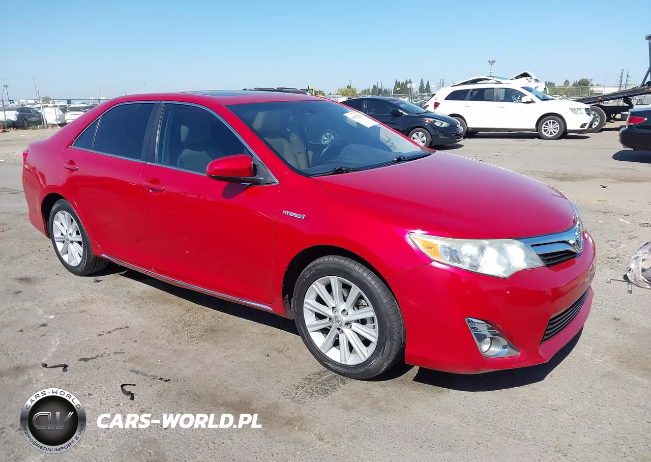 2013 Toyota Camry Hybrid Xle