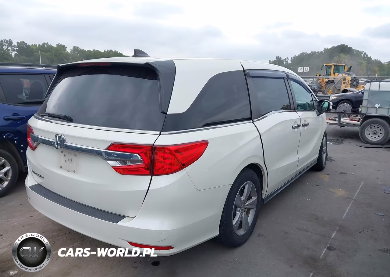 2018 Honda Odyssey Ex-L VIN:5FNRL6H75JB010965 - 4