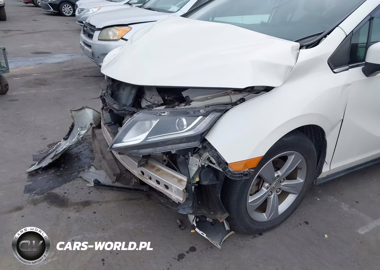 2018 Honda Odyssey Ex-L VIN:5FNRL6H75JB010965 - 6