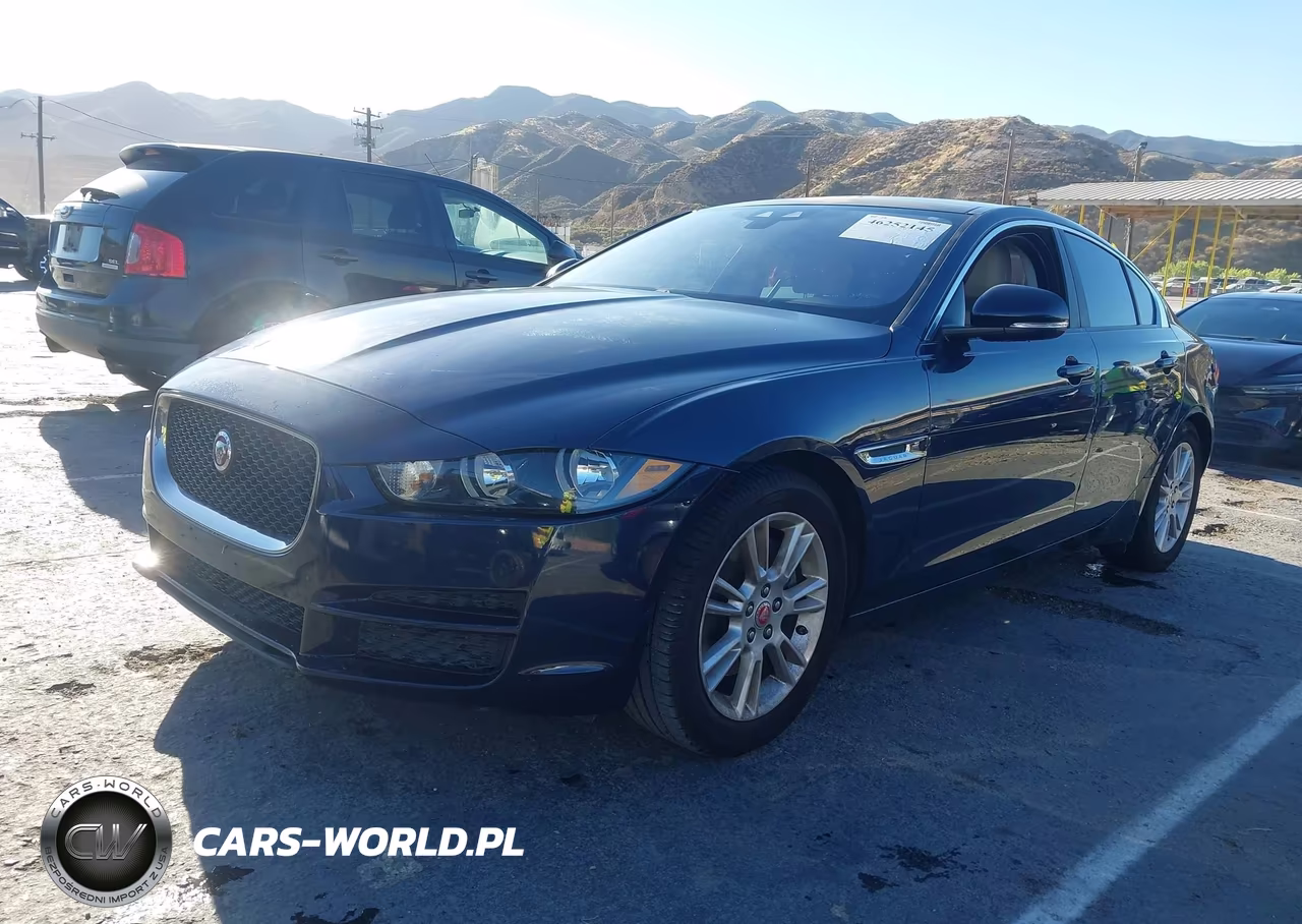 2017 Jaguar Xe 20D Premium VIN:SAJAD4BN6HA976168 - 2