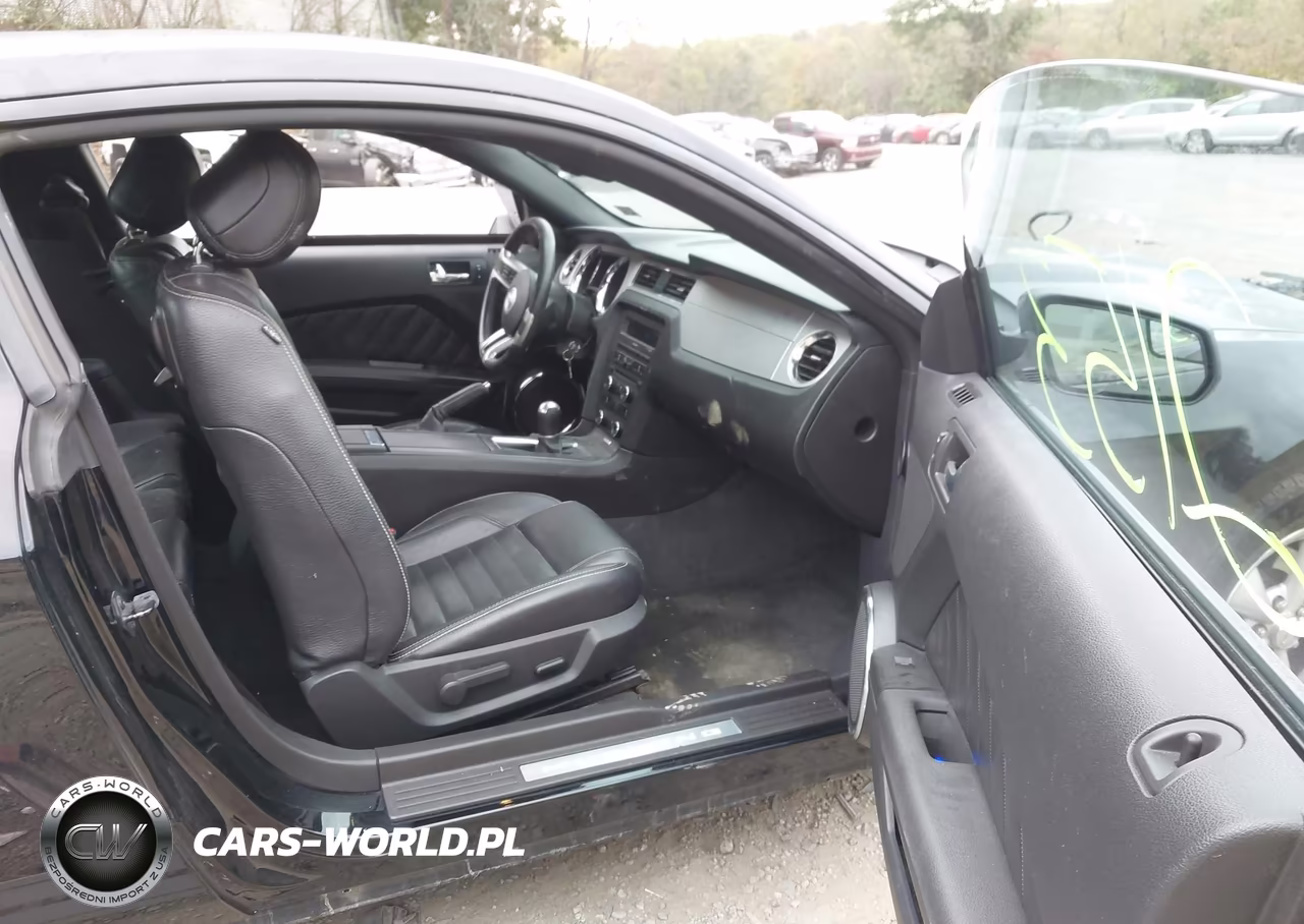 2012 Ford Mustang V6 Premium VIN:1ZVBP8AM6C5242736 - 5