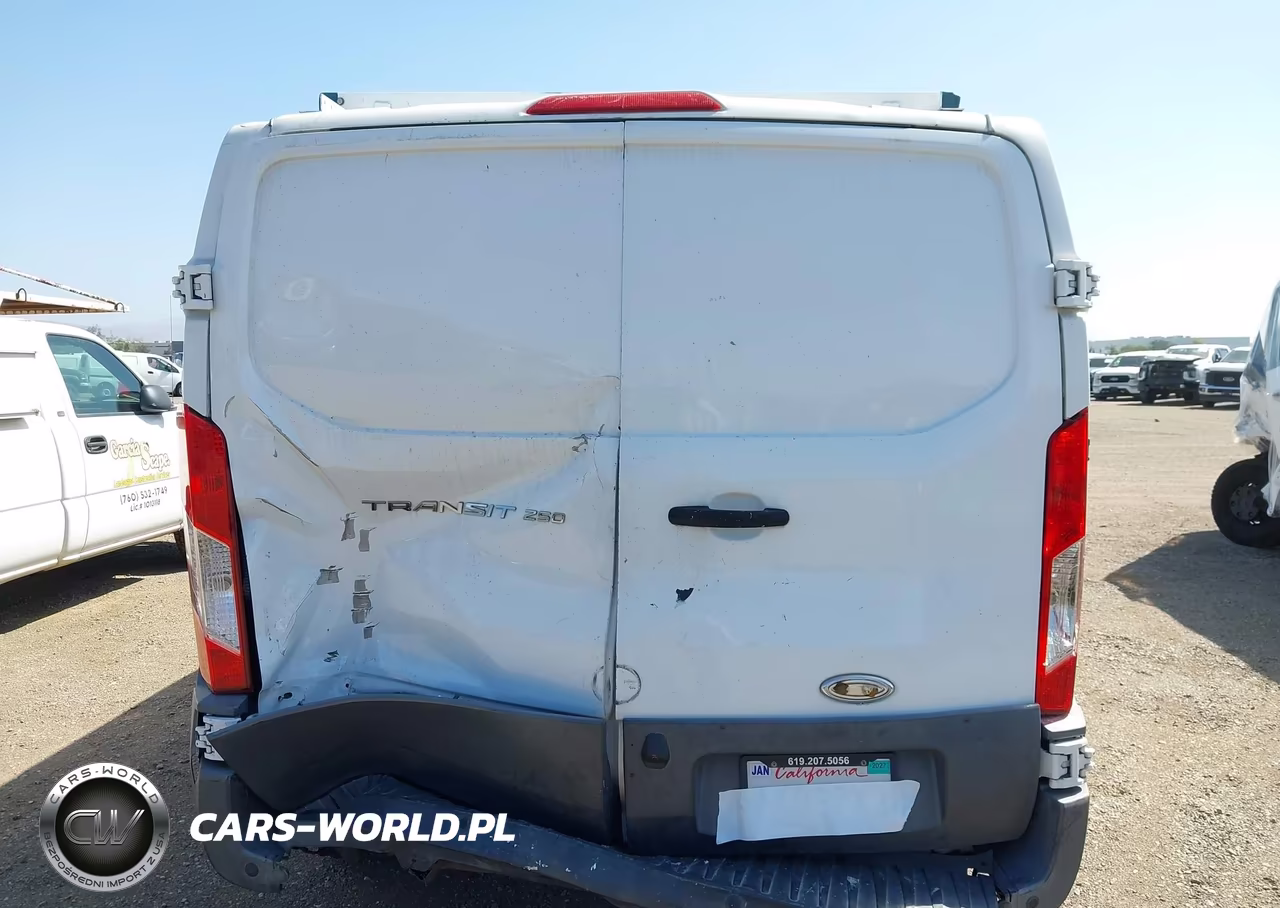 2015 Ford Transit-250 VIN:1FTNR1YM5FKA10917 - 16