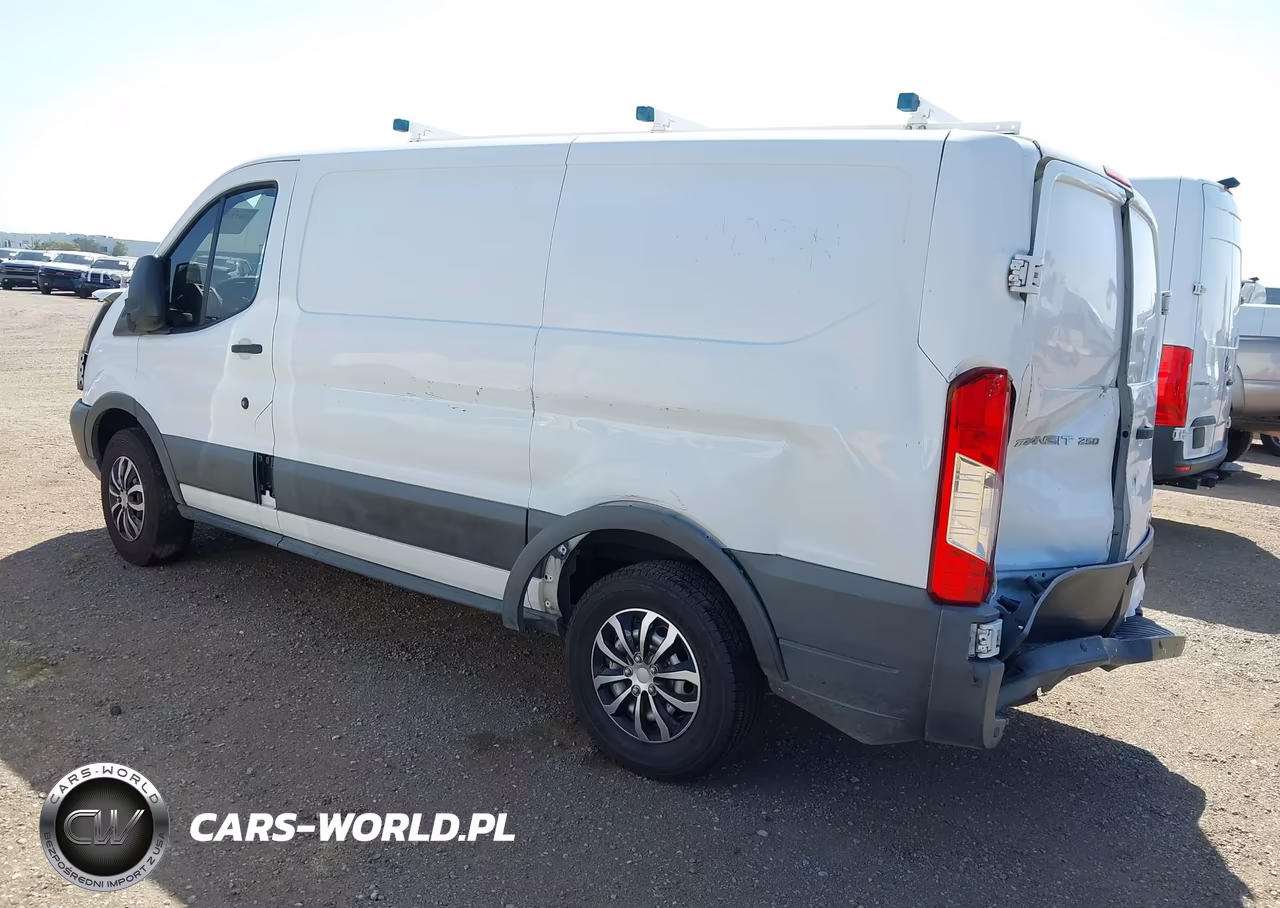 2015 Ford Transit-250 VIN:1FTNR1YM5FKA10917 - 3