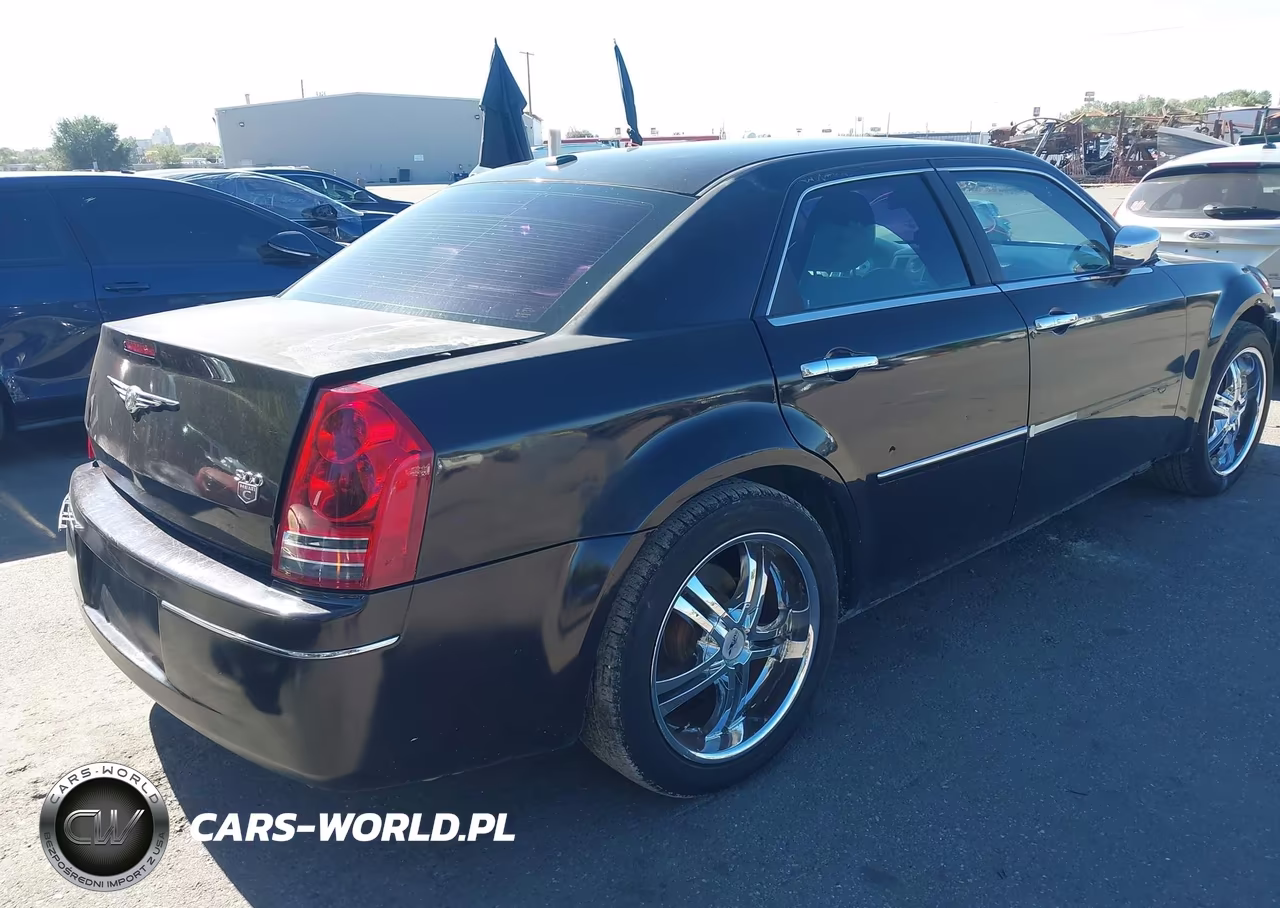 2010 Chrysler 300C VIN:2C3CA6CT6AH153938 - 4