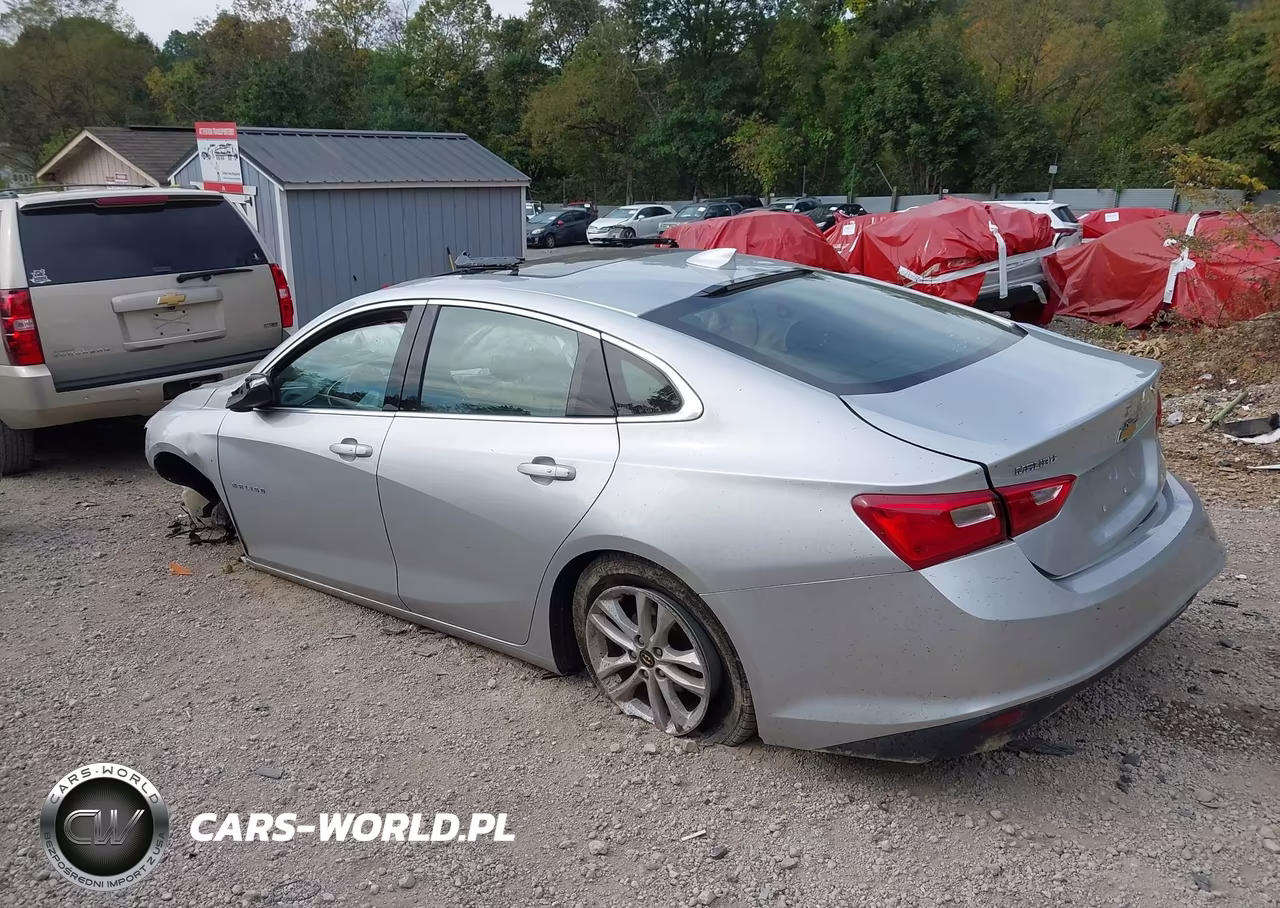 2018 Chevrolet Malibu Lt VIN:1G1ZD5ST2JF124763 - 3
