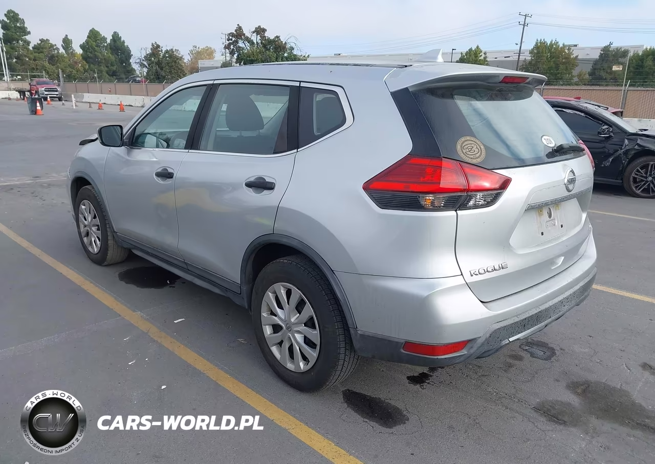 2017 Nissan Rogue S VIN:KNMAT2MV4HP555565 - 3