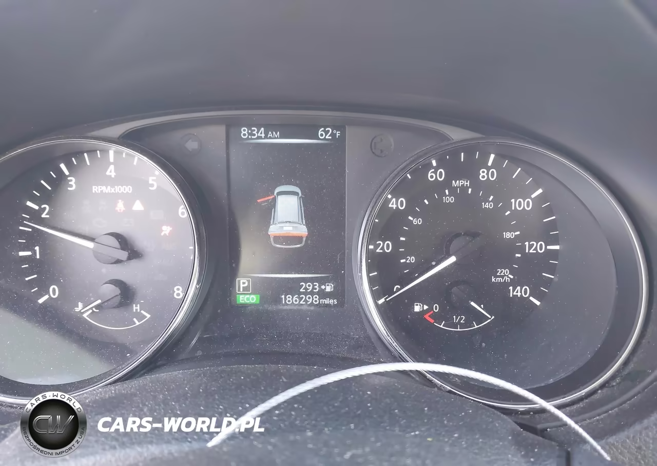 2017 Nissan Rogue S VIN:KNMAT2MV4HP555565 - 7