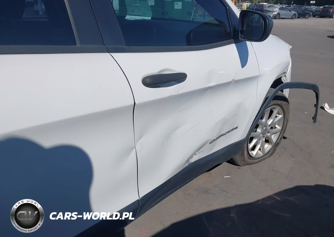 2016 Jeep Cherokee Sport VIN:1C4PJMAB2GW122689 - 6
