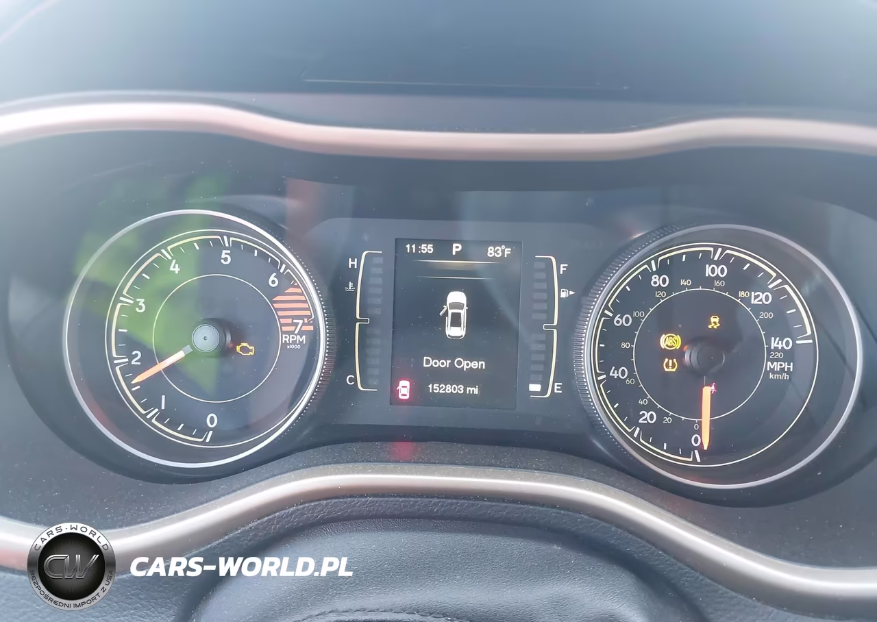 2016 Jeep Cherokee Sport VIN:1C4PJMAB2GW122689 - 7