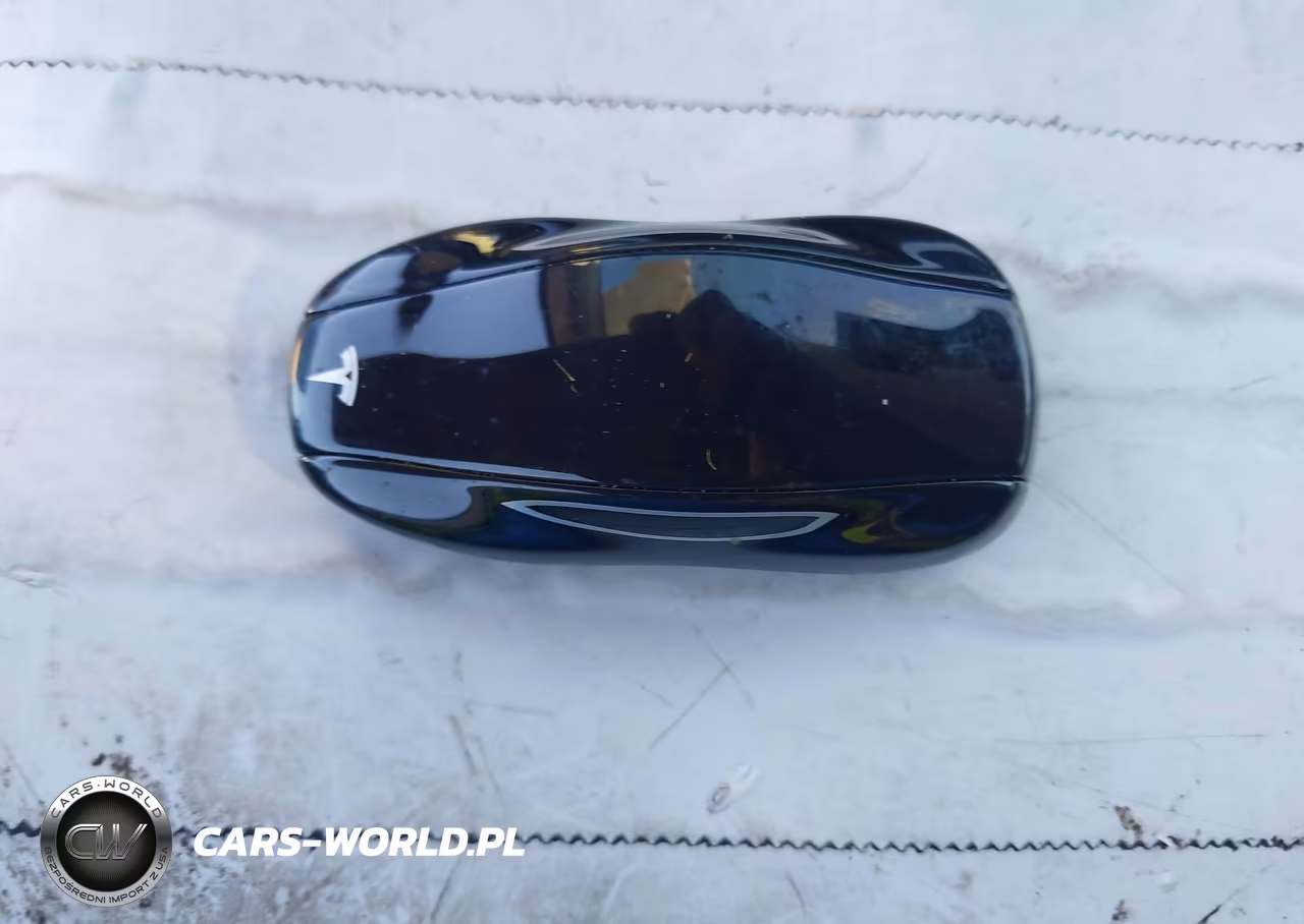 2018 Tesla Model S VIN:5YJSA1E4XJF241462 - 11