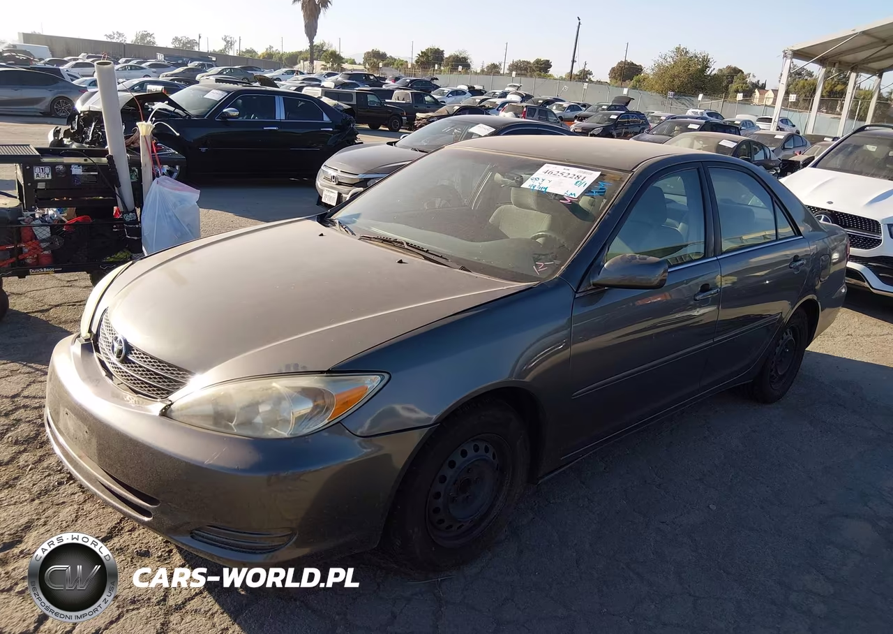 2004 Toyota Camry Le VIN:4T1BE32K84U863052 - 2