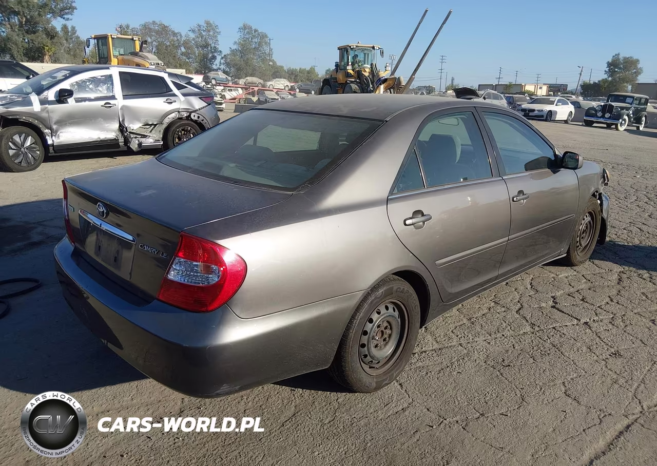 2004 Toyota Camry Le VIN:4T1BE32K84U863052 - 4