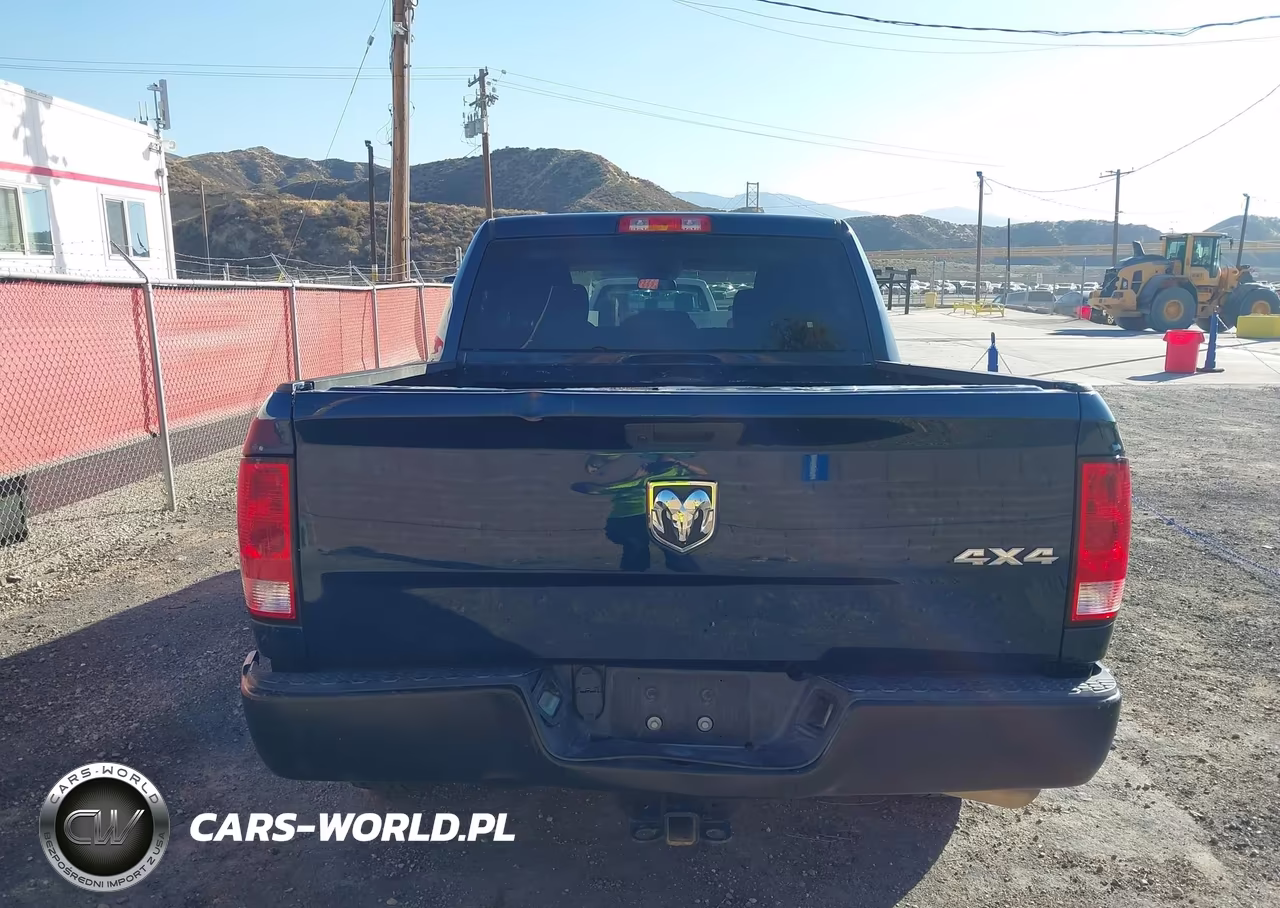 2021 Ram 1500 Classic Tradesman 4X4 5'7 Box VIN:3C6RR7KG3MG664057 - 16