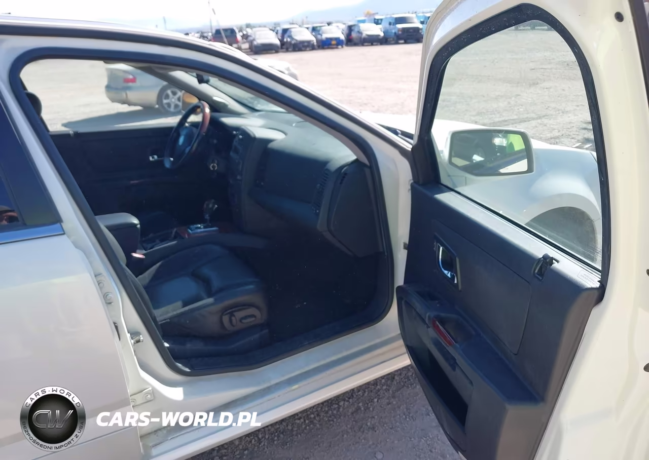 2005 Cadillac Srx V6 VIN:1GYEE637X50229225 - 5