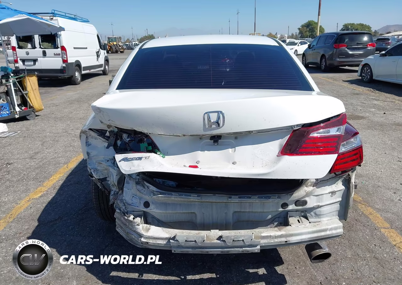 2017 Honda Accord Lx VIN:1HGCR2F31HA181133 - 17