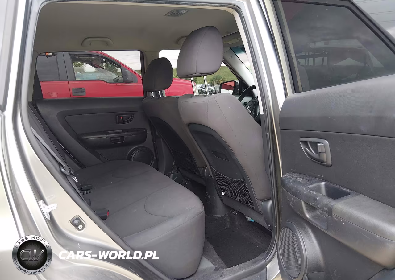 2013 Kia Soul VIN:KNDJT2A50D7613511 - 8