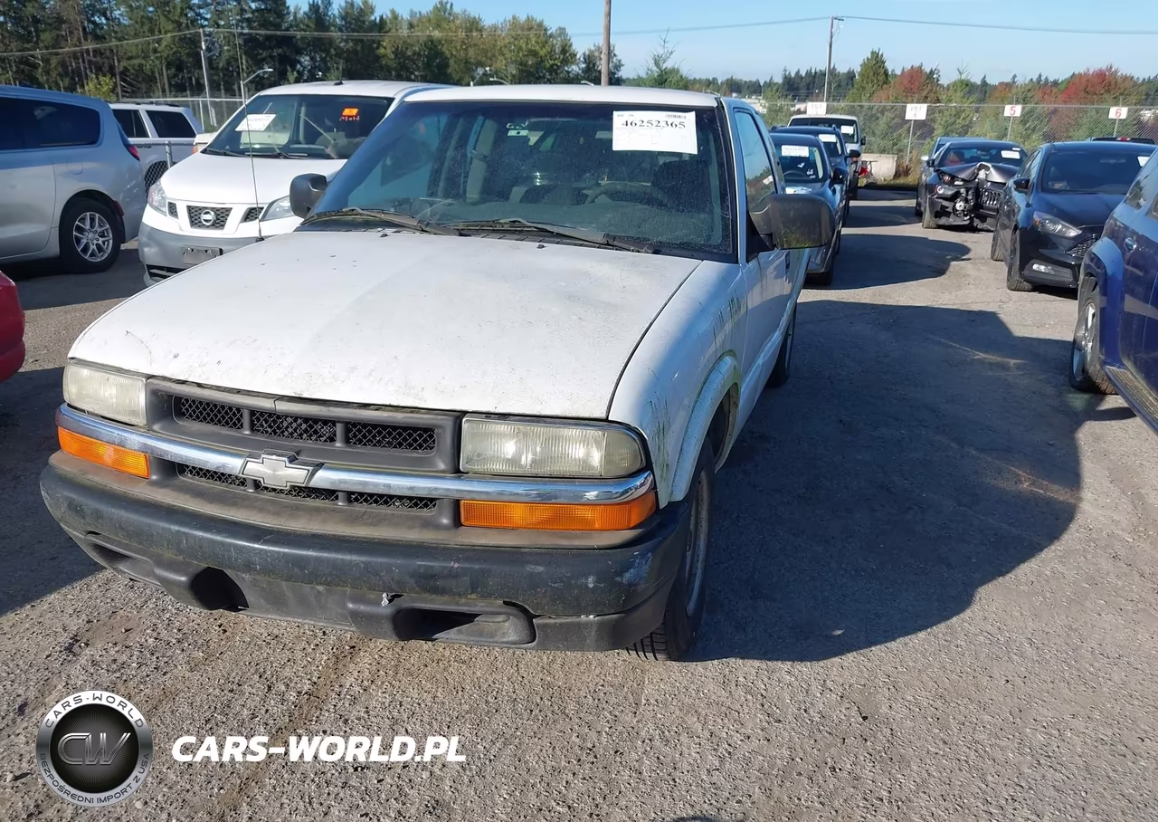 2003 Chevrolet S-10 VIN:1GCCS19X338233423 - 2