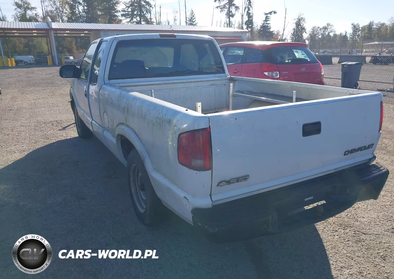 2003 Chevrolet S-10 VIN:1GCCS19X338233423 - 3