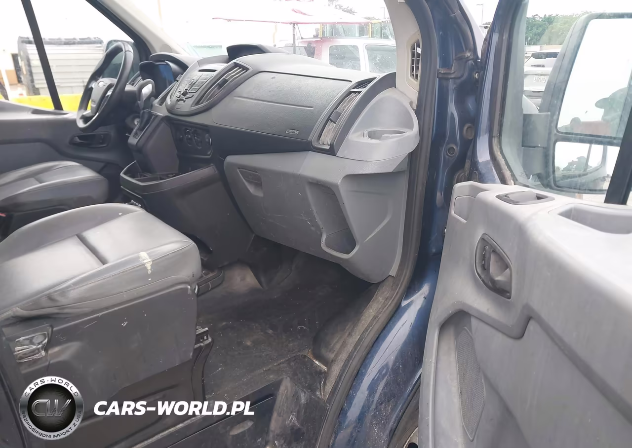 2018 Ford Transit-350 VIN:1FTBW2CG2JKA61626 - 5