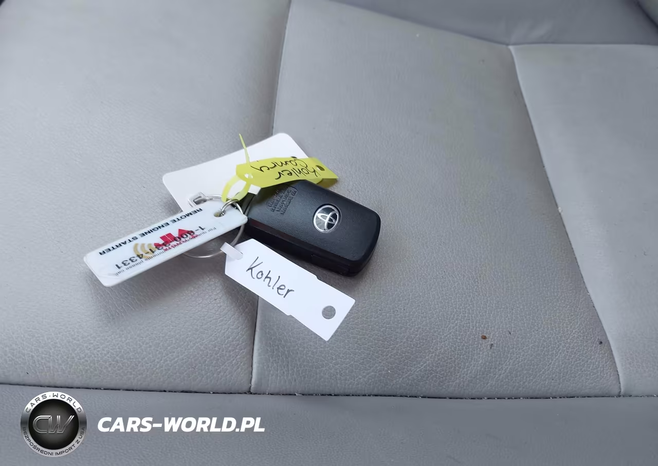 2014 Toyota Camry Xle VIN:4T4BF1FK5ER353888 - 11