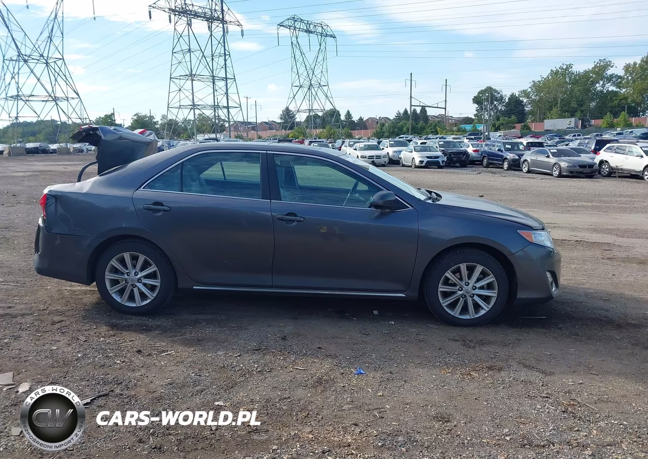 2014 Toyota Camry Xle VIN:4T4BF1FK5ER353888 - 13