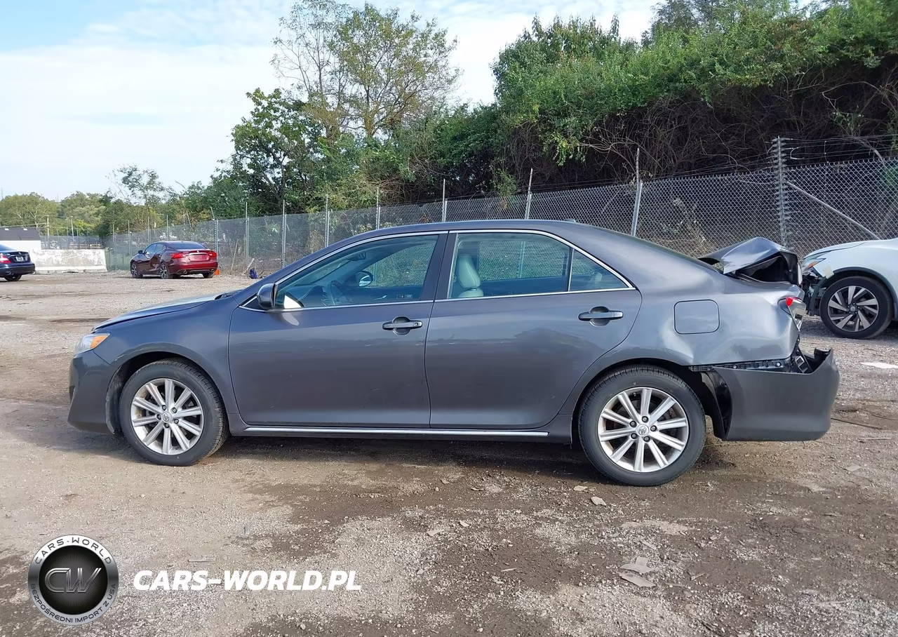 2014 Toyota Camry Xle VIN:4T4BF1FK5ER353888 - 14