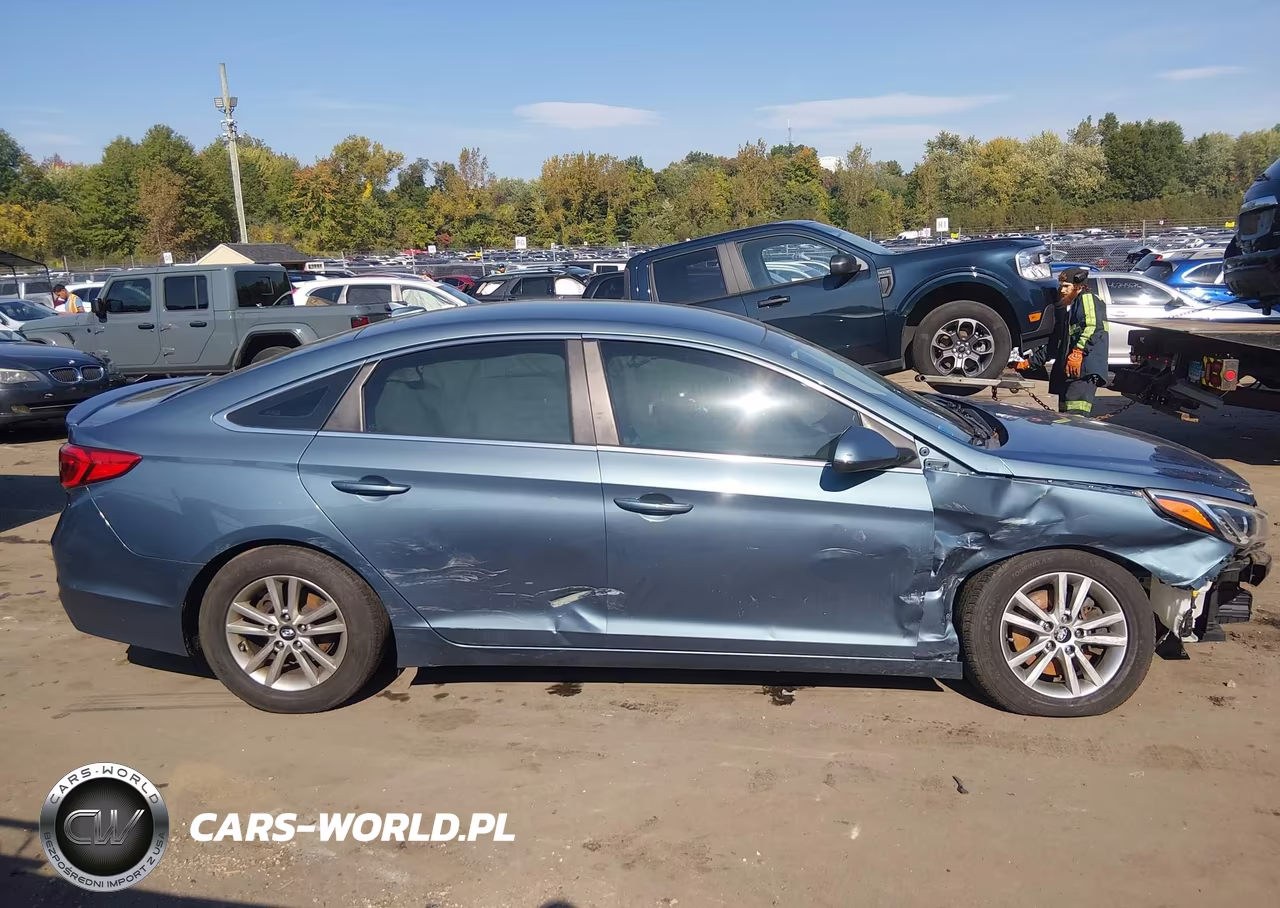 2015 Hyundai Sonata Se VIN:5NPE24AF0FH160983 - 12