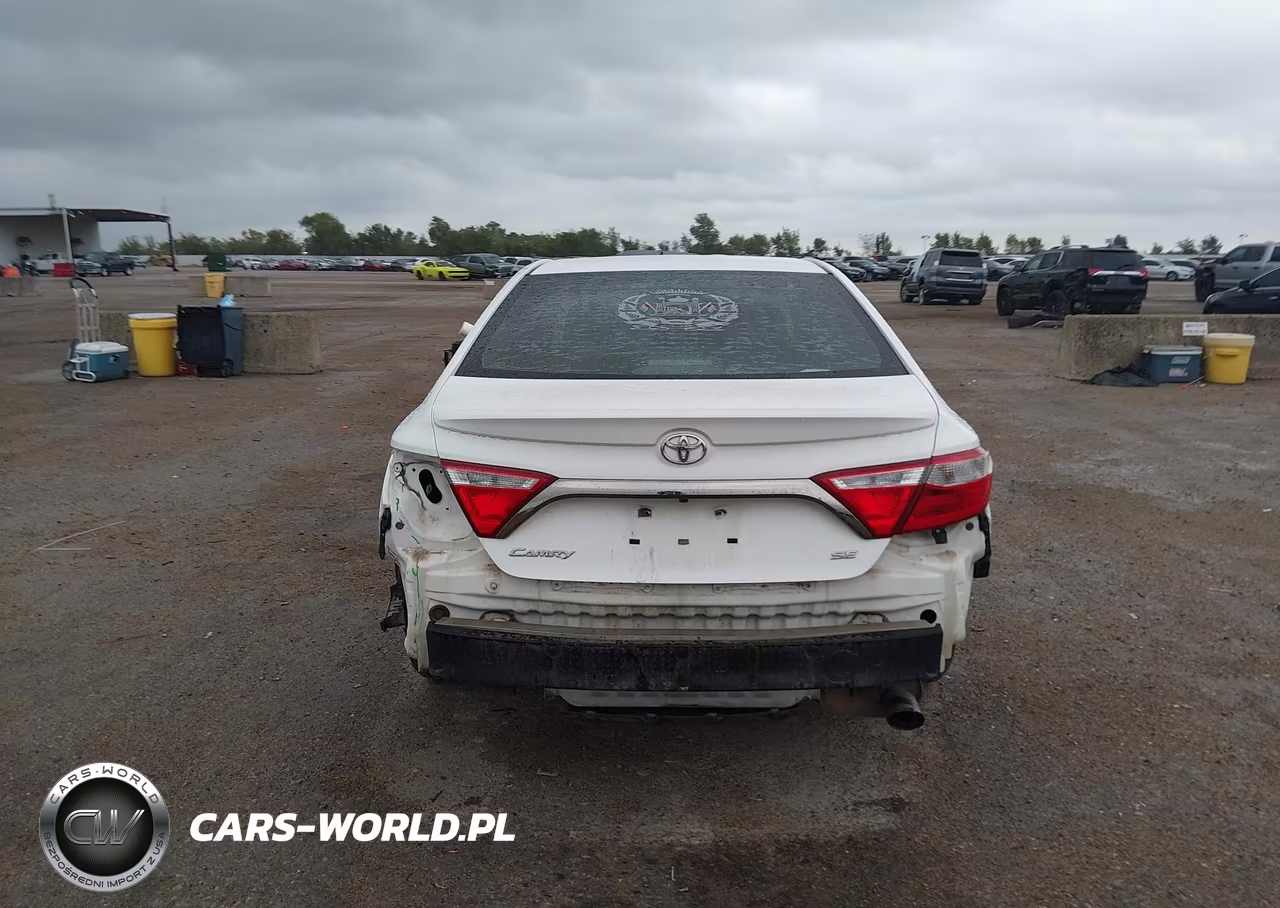 2017 Toyota Camry Se VIN:4T1BF1FK2HU323410 - 17